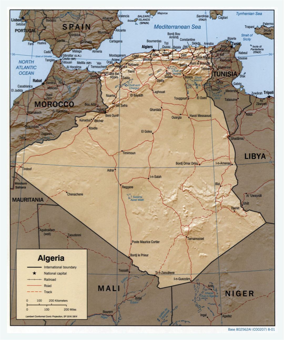 Крупномасштабная политическая карта Алжира с рельефом, дорогами, железными дорогами и крупными городами - 2001