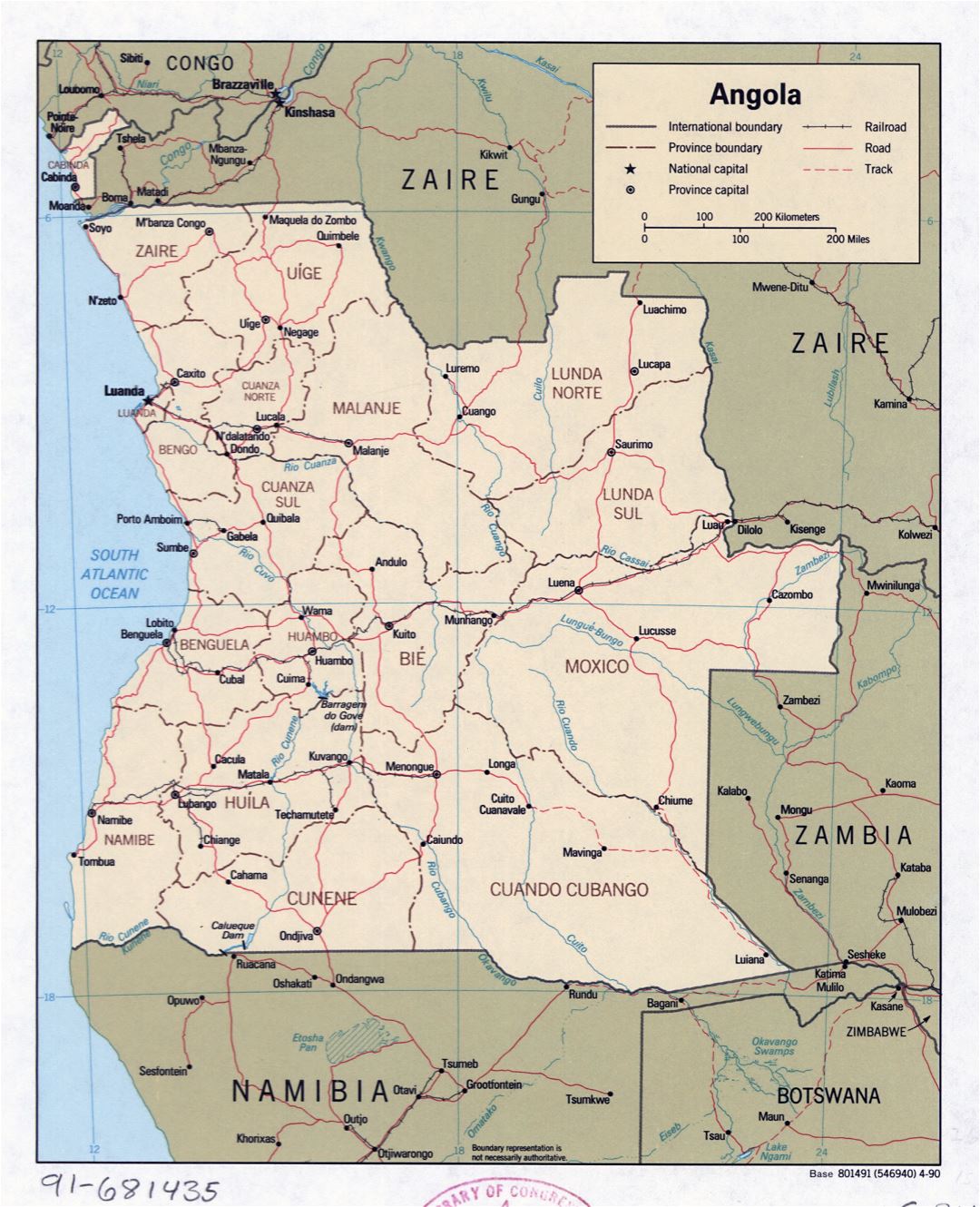 Большая детальная политическая и административная карта Анголы с дорогами, железными дорогами и крупными городами - 1990