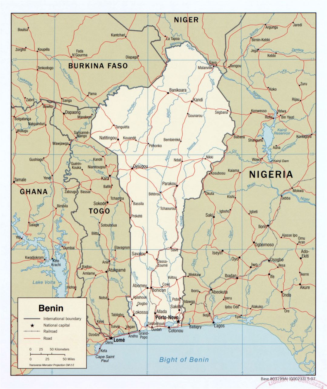 Крупномасштабная детальная политическая карта Бенина с дорогами, железными дорогами и городами - 2007
