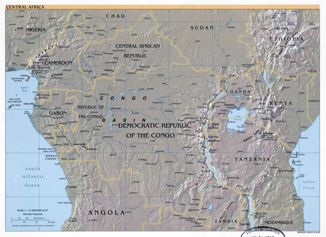 Большая подробная политическая карта Центральной Африки с рельефом и крупными городами - 1999