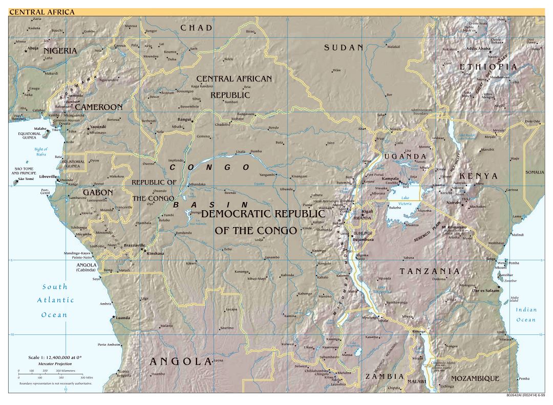 Крупномасштабная политическая карта Центральной Африки с рельефом и крупными городами - 1999