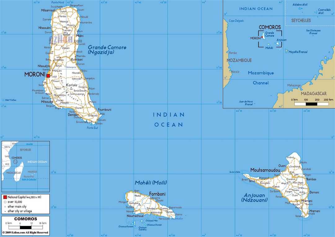 Большая карта дорог Коморских островов с городами и аэропортами