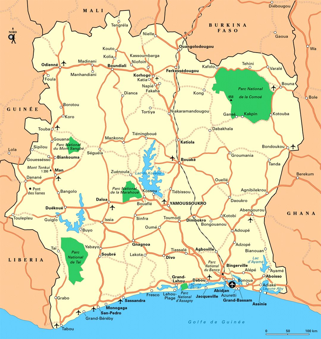 Детальная карта Кот-д'Ивуара с дорогами, железными дорогами, городами, аэропортами и национальными парками