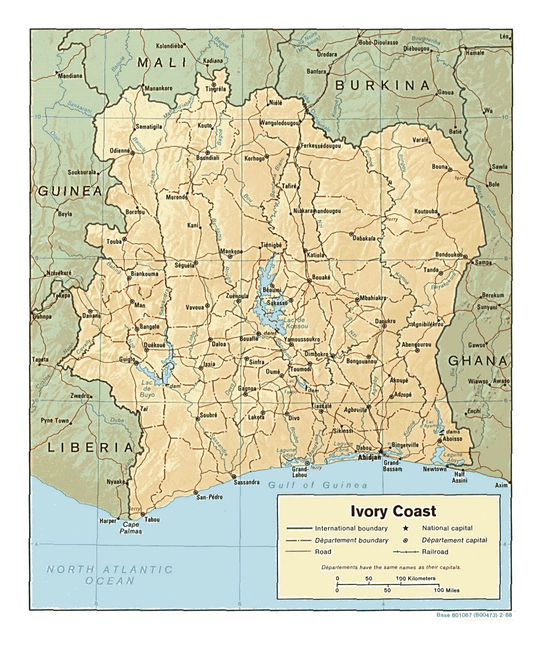 Детальная политическая и административная карта Кот-д'Ивуара с рельефом, дорогами, железными дорогами и крупными городами - 1988