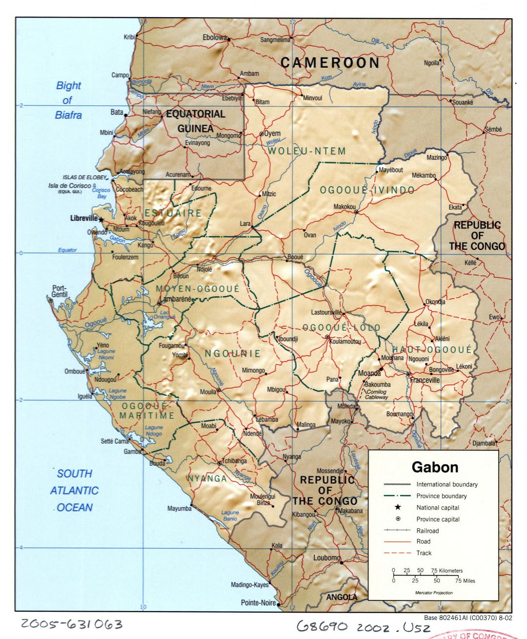 Большая детальная политическая и административная карта Габона с рельефом, дорогами, железными дорогами и городами - 2002