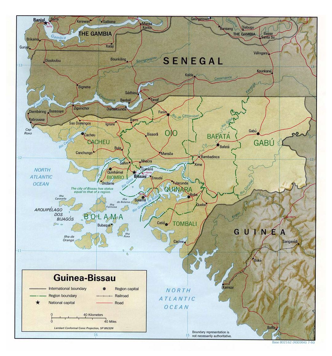Детальная политическая и административная карта Гвинеи-Бисау с рельефом, дорогами, железными дорогами и крупными городами - 1993