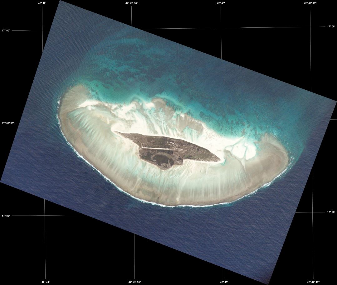 Большая детальная спутниковая карта острова Жуан-ди-Нова