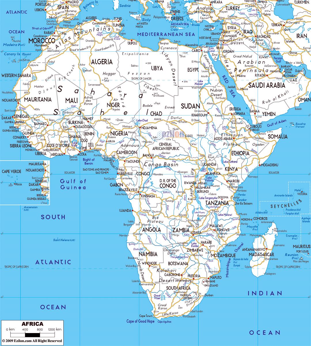 Большая карта дорог Африки с главными столицами и крупными городами