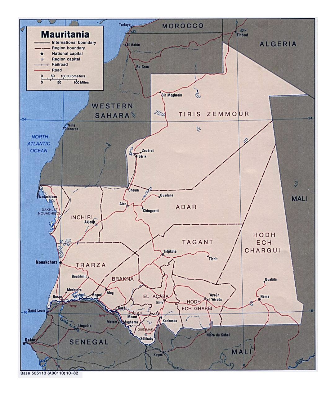 Детальная политическая и административная карта Мавритании с дорогами, железными дорогами и крупными городами - 1982