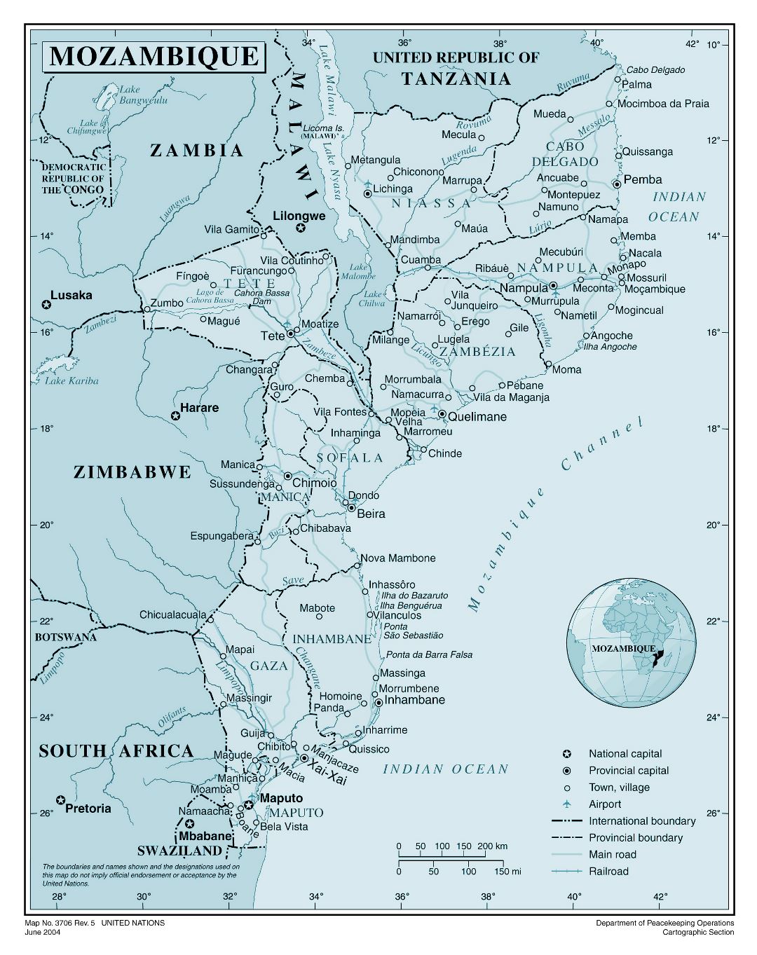 Большая детальная политическая и административная карта Мозамбика со всеми городами, дорогами, железными дорогами и аэропортами