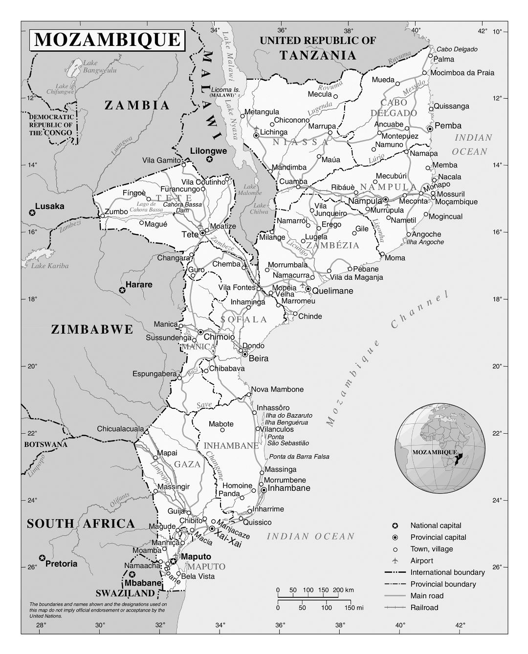 Большая детальная политическая и административная карта Мозамбика со всеми дорогами, железными дорогами, городами и аэропортами