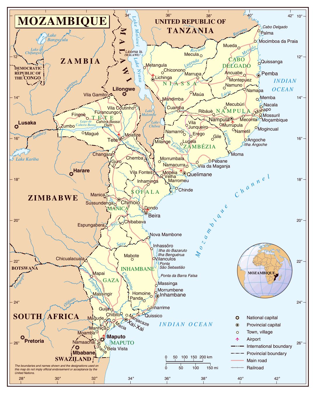 Большая детальная политическая и административная карта Мозамбика с городами, дорогами, железными дорогами и аэропортами