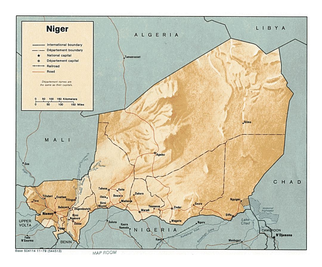 Детальная политическая и административная карта Нигера с рельефом, дорогами, железными дорогами и городами - 1979