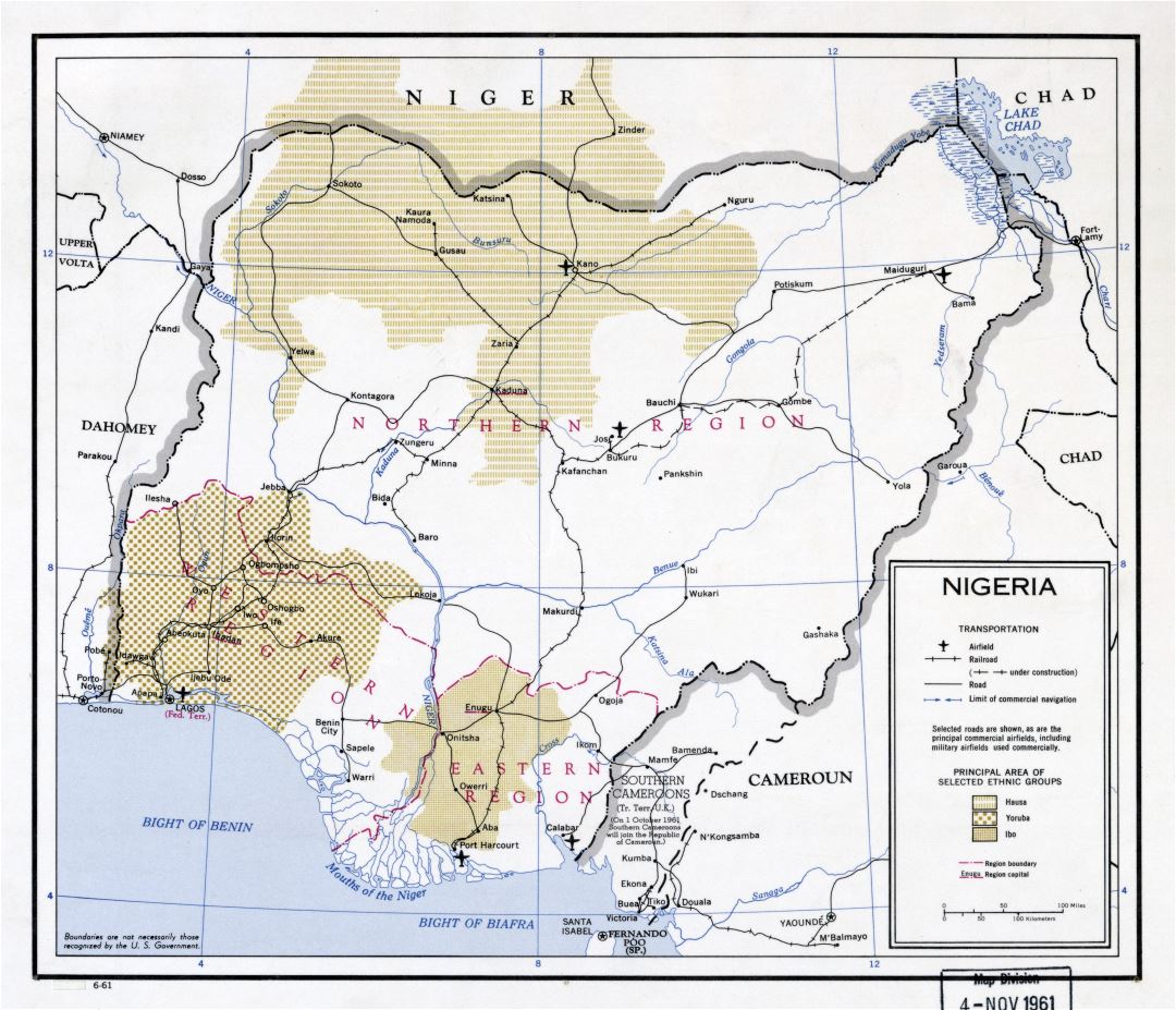 Крупномасштабная карта Нигерии с дорогами, железными дорогами, крупными городами и аэропортами - 1961