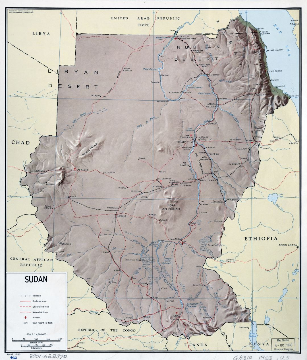 Крупномасштабная детальная политическая карта Судана с рельефом, дорогами, железными дорогами и аэропортами - 1963