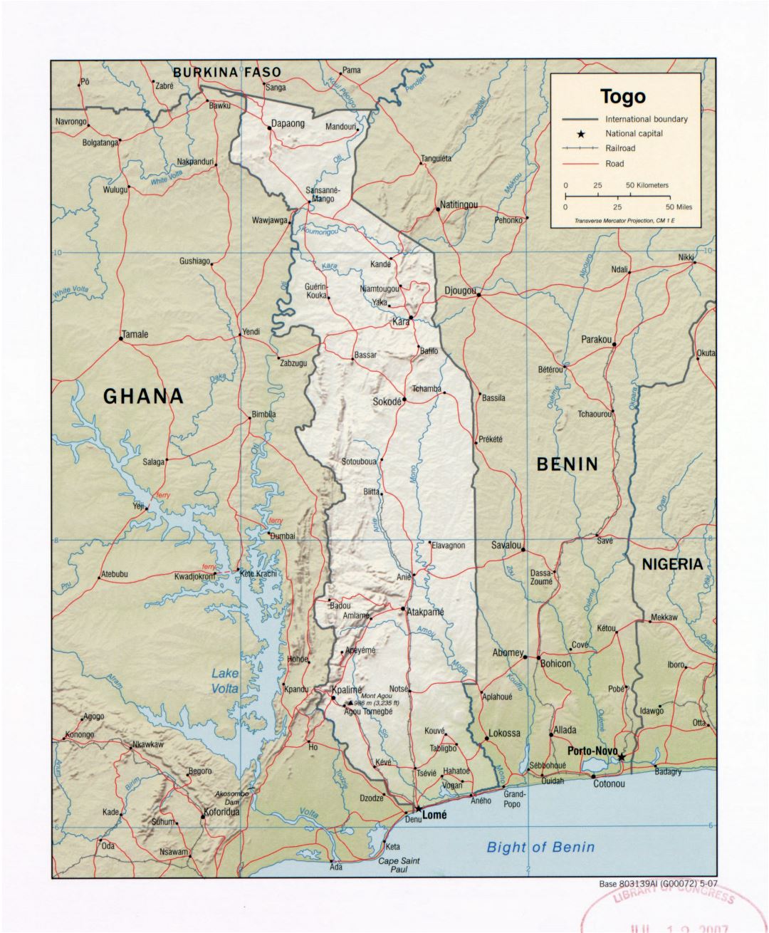Большая детальная политическая карта Того с рельефом, дорогами, железными дорогами и крупными городами - 2007