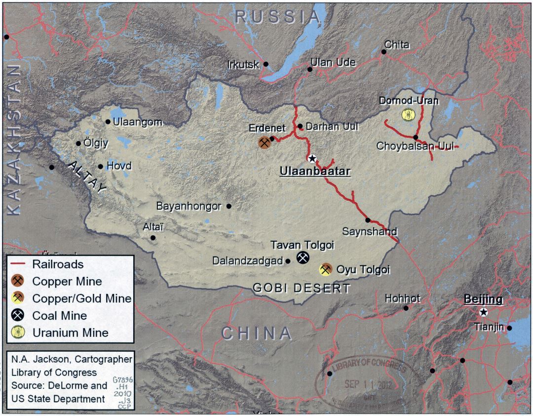Большая детальная карта Монголии с рудниками, угольными шахтами и железными дорогами