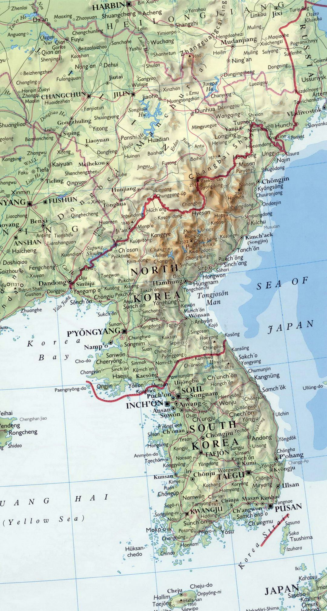 Детальная карта Корейского полуострова с рельефом, дорогами, крупными городами и аэропортами