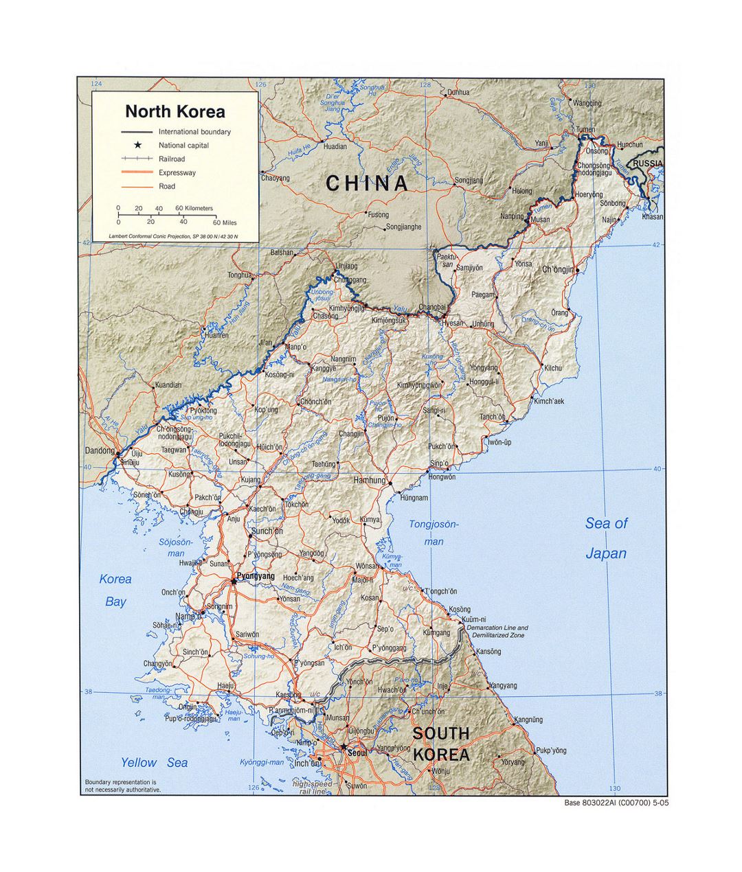 Детальная политическая карта Северной Кореи с рельефом, дорогами, железными дорогами и крупными городами - 2005