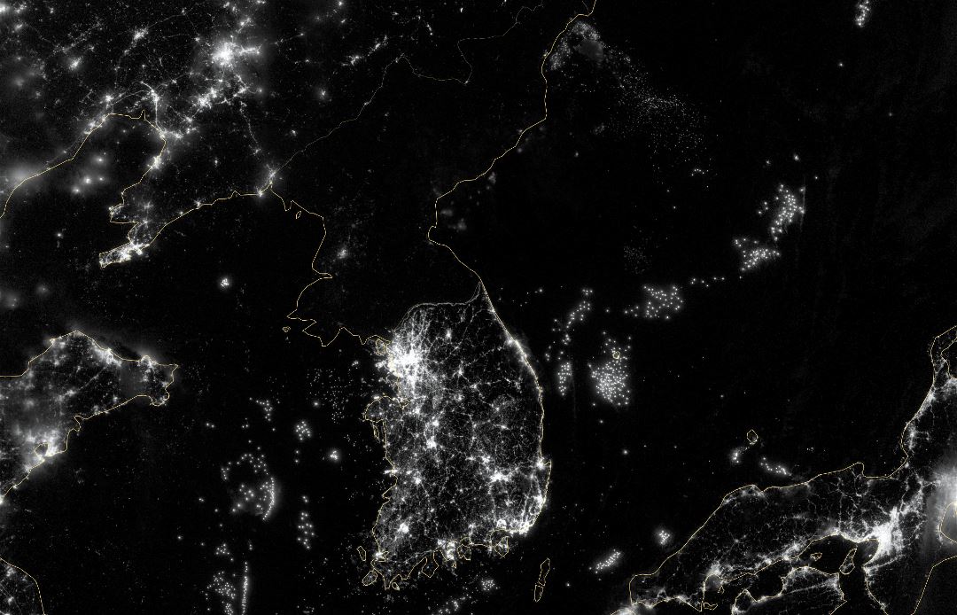 Большая детальная спутниковая карта Северной Кореи ночью
