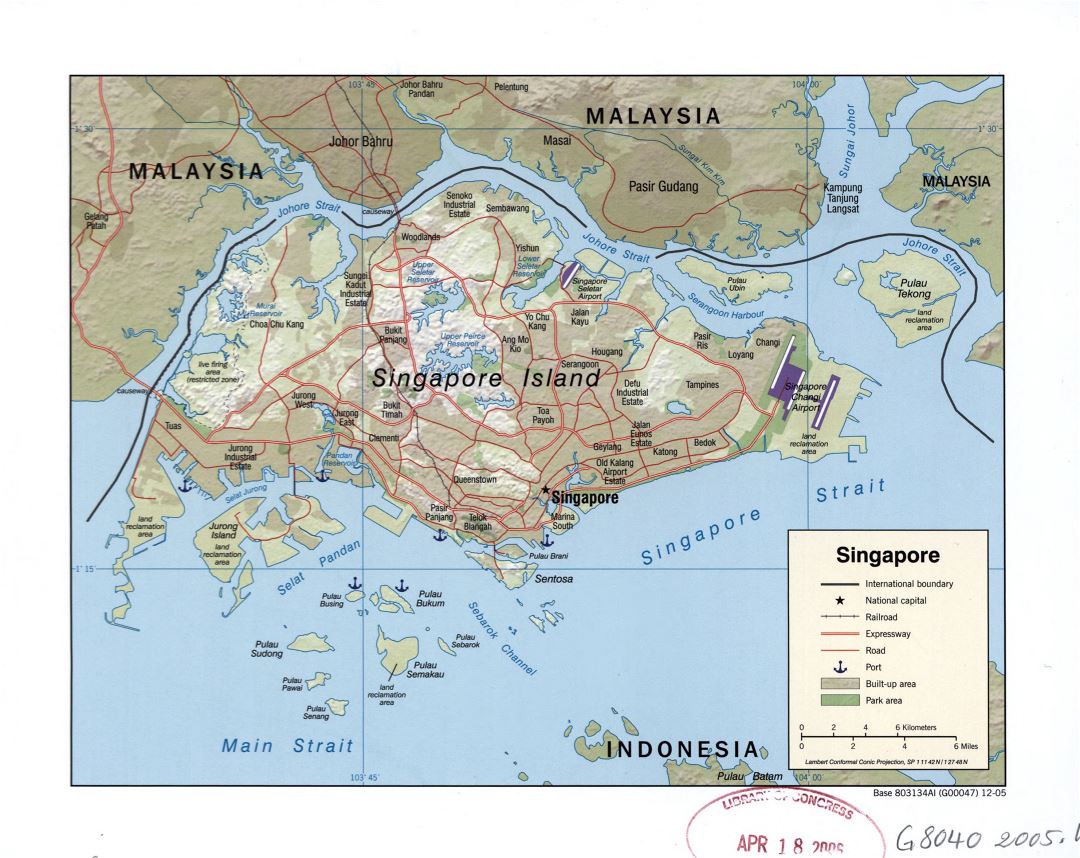 Большая детальная политическая карта Сингапура с дорогами, железными дорогами, аэропортами, морскими портами и другими пометками - 2005