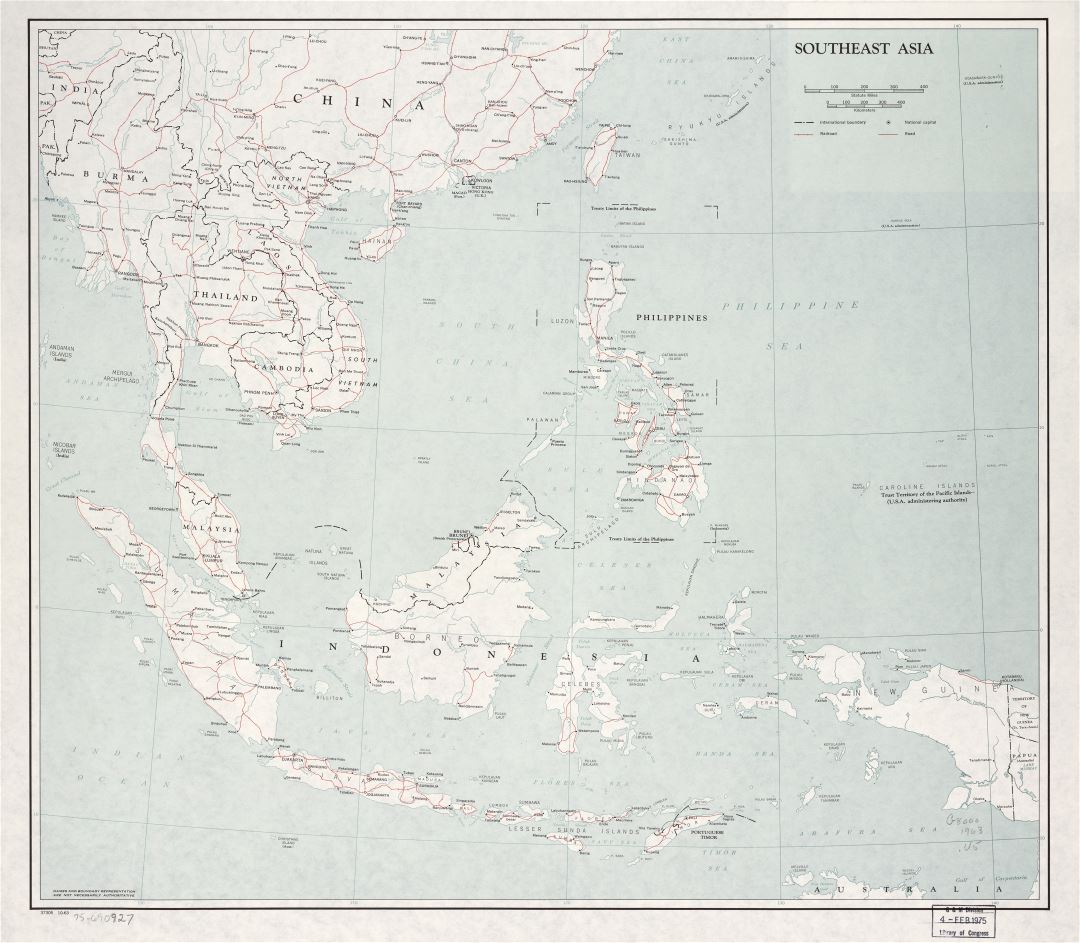 Крупномасштабная политическая карта Юго-Восточной Азии с дорогами, железными дорогами и большими городами - 1963