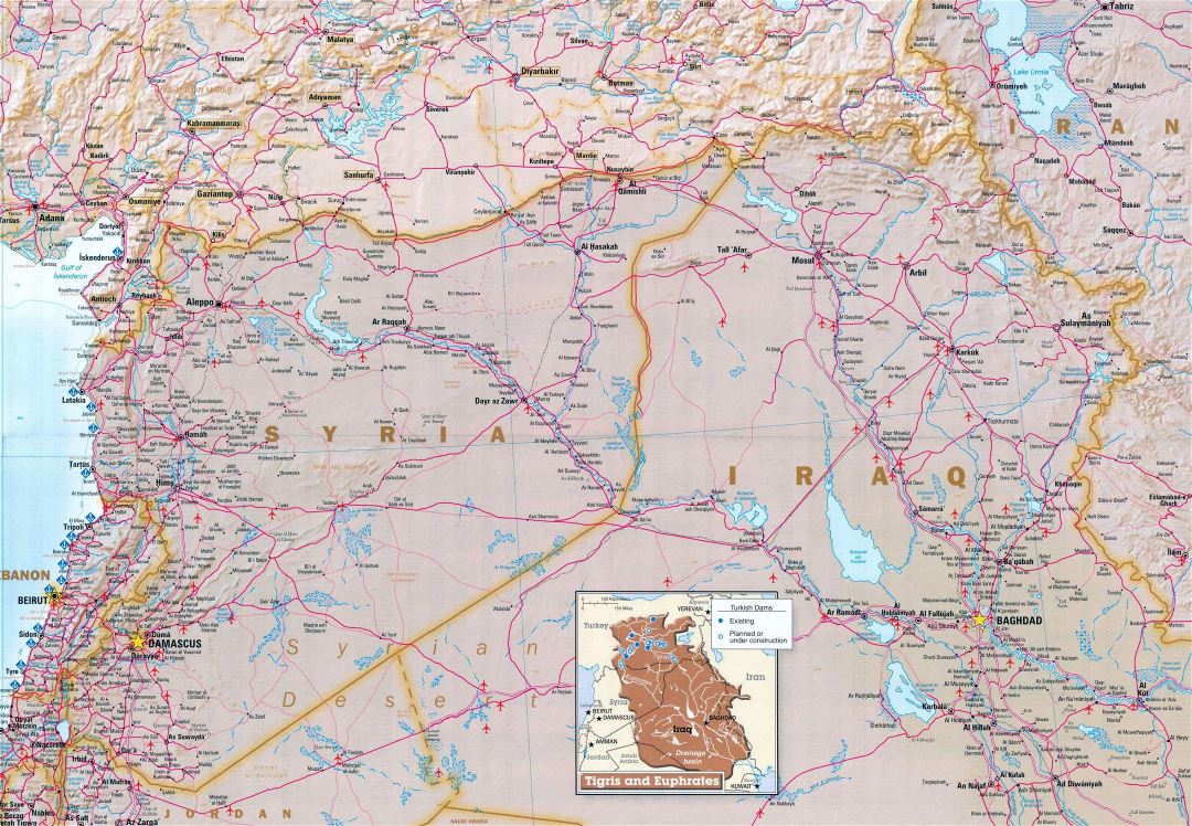 Большая карта Сирии с рельефом, дорогами, аэропортами и другими пометками