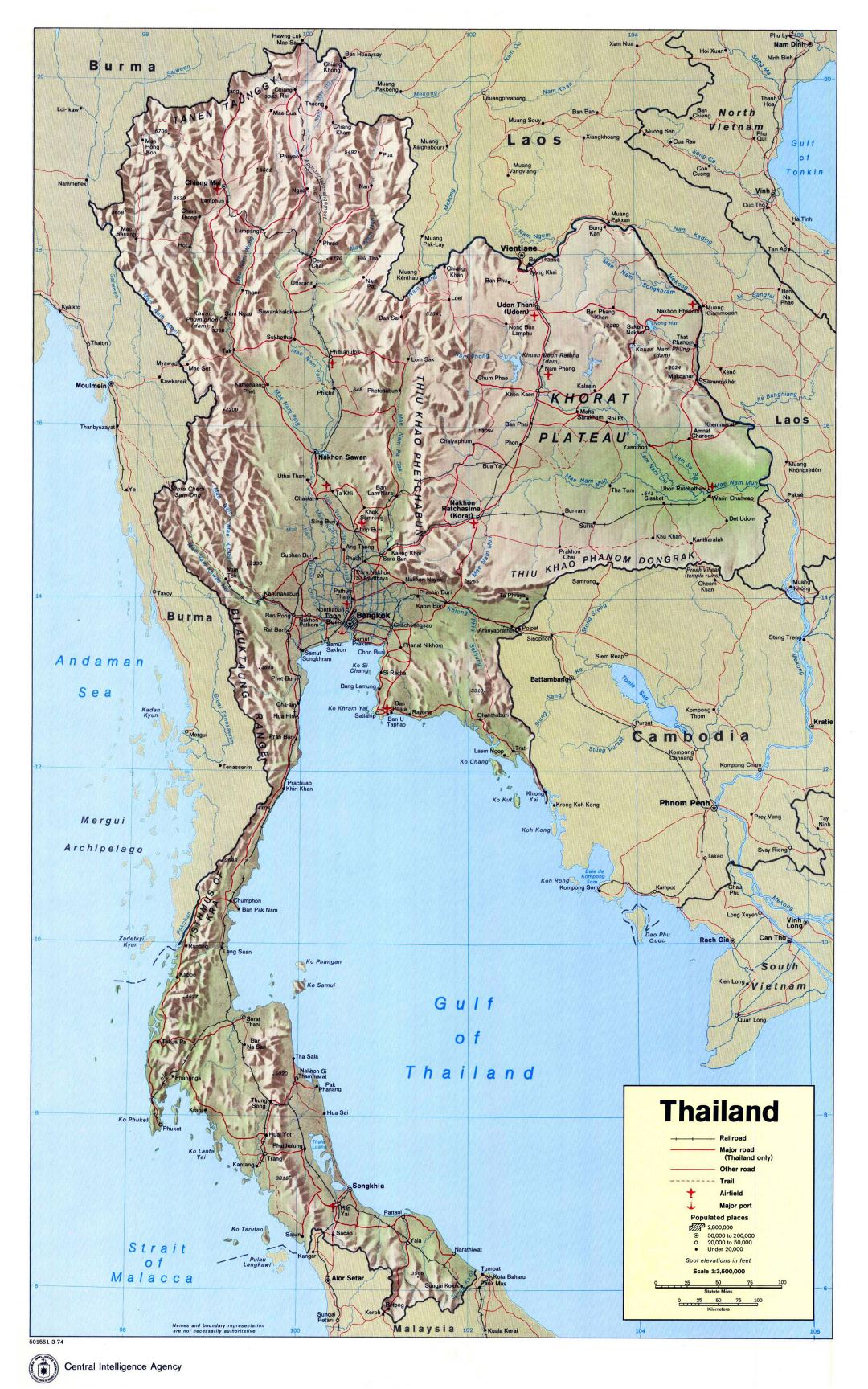Большая детальная политическая карта Таиланда с рельефом, дорогами, железными дорогами, крупными городами, аэропортами и портами - 1974