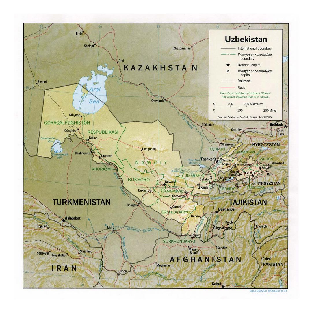 Детальная политическая и административная карта Узбекистана с рельефом, дорогами, железными дорогами и крупными городами - 1994