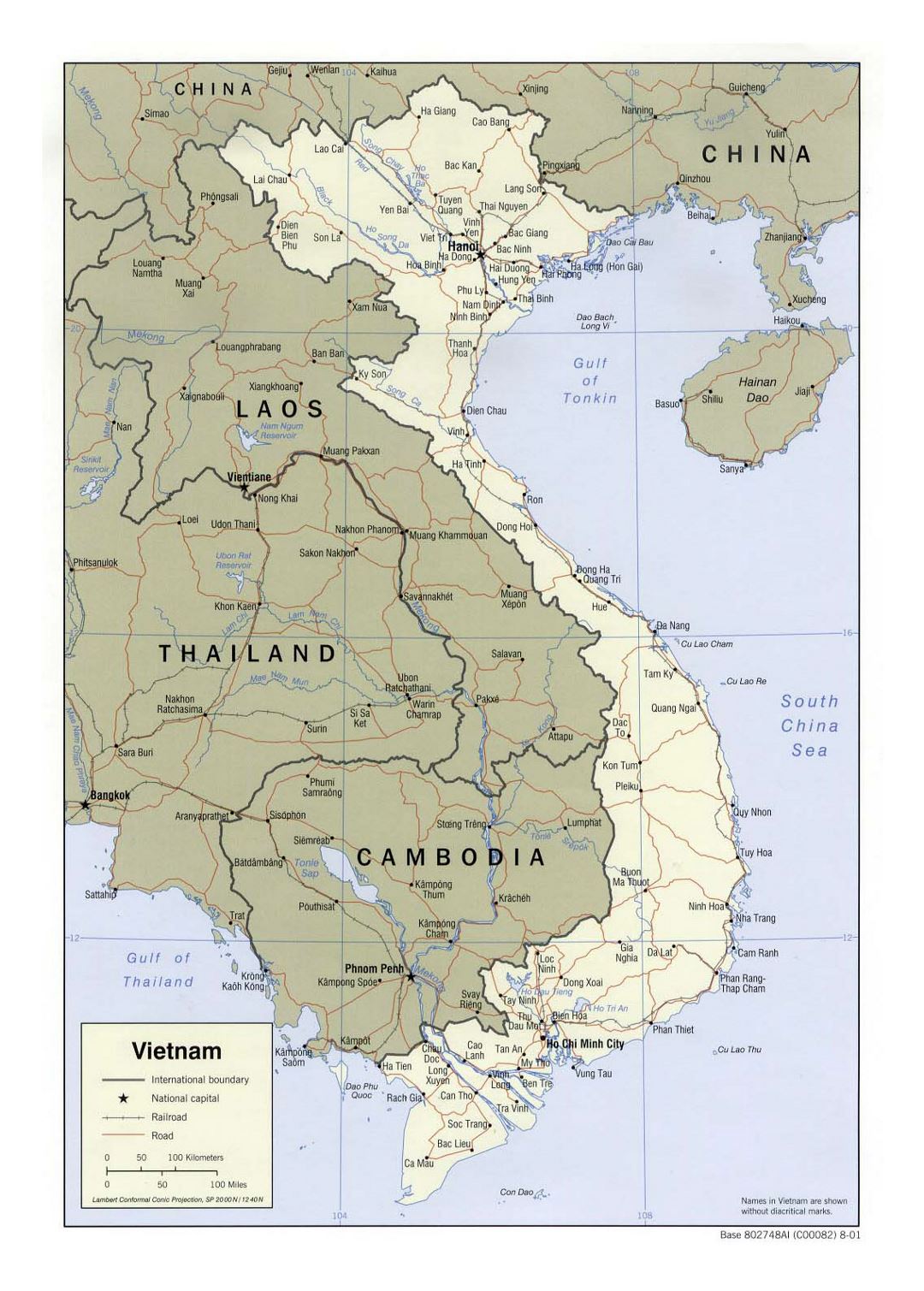 Детальная политическая карта Вьетнама с дорогами, железными дорогами и крупными городами - 2001
