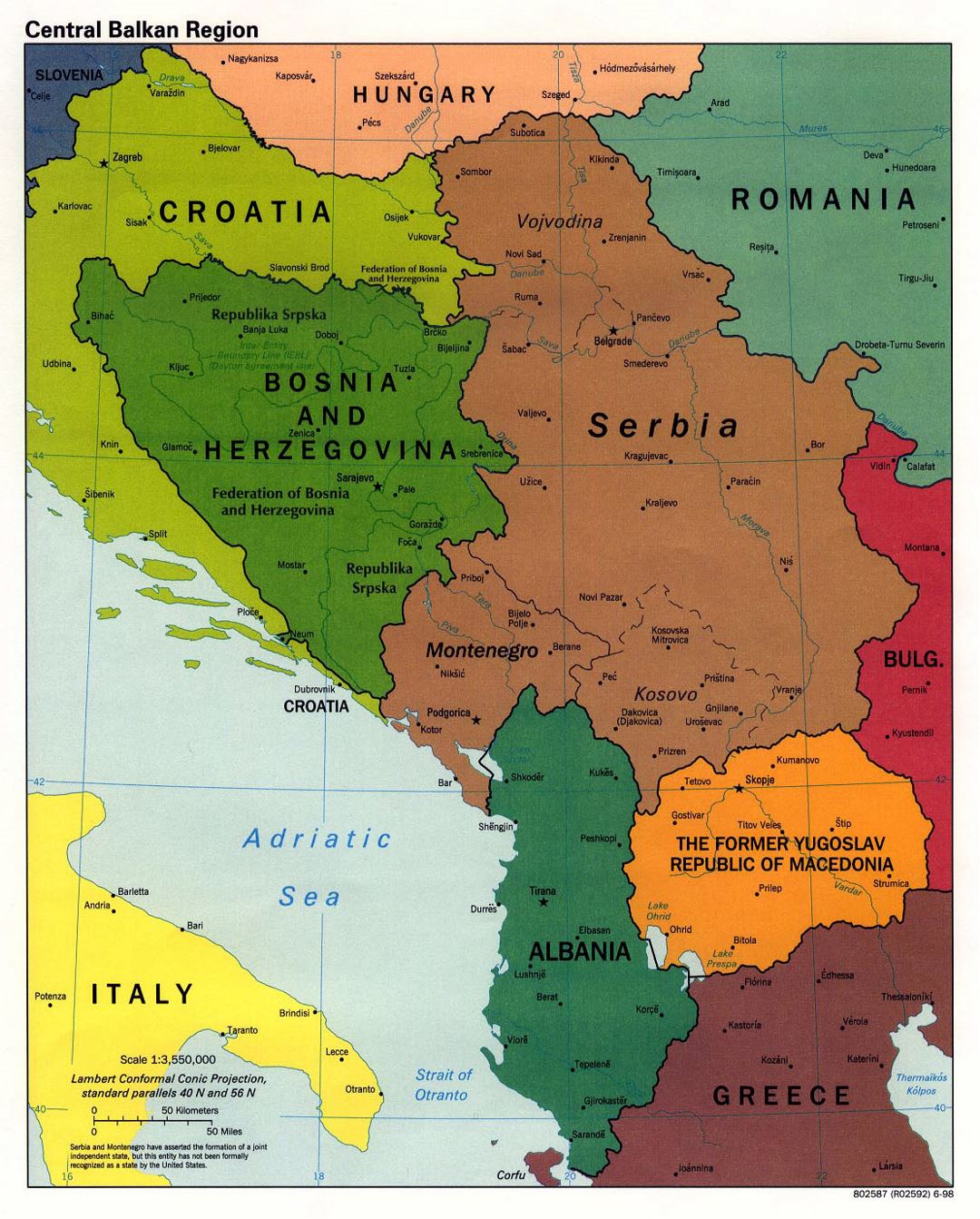 Большая политическая карта Центральных Балкан с городами - 1998