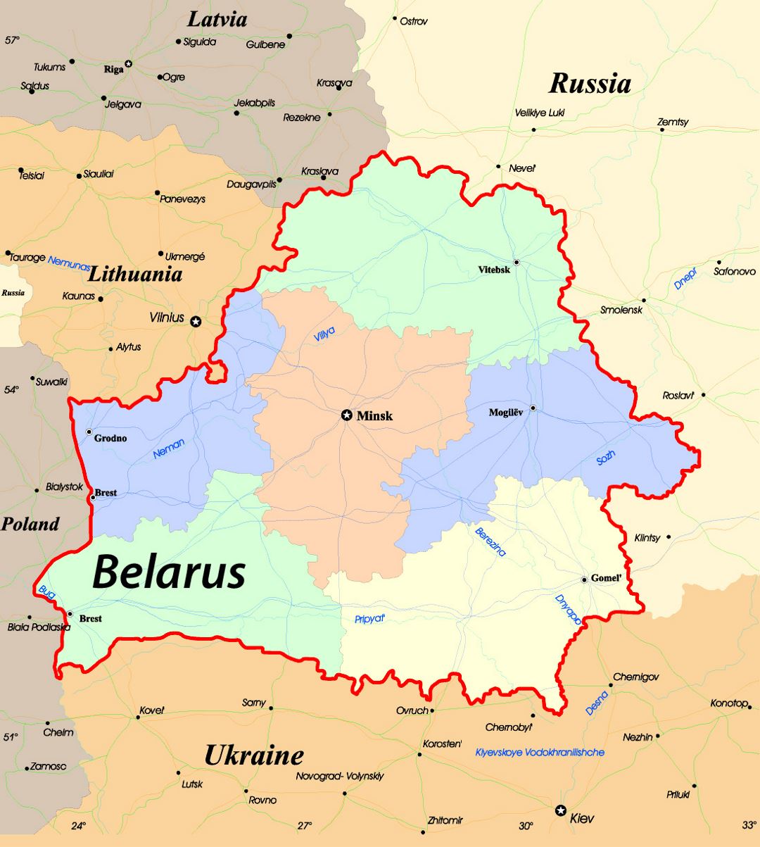 Детальная административная карта Белоруссии с международными транспортными коридорами
