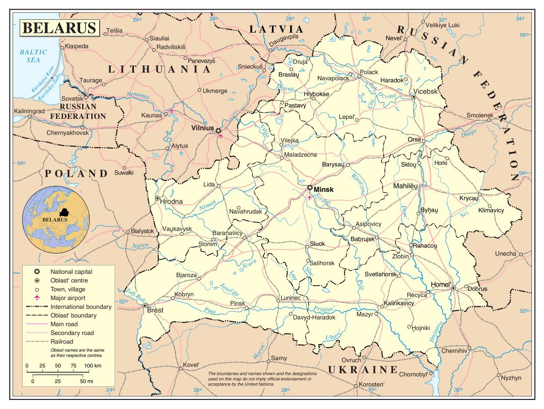 Большая детальная политическая и административная карта Беларуси с дорогами, крупными городами и аэропортами