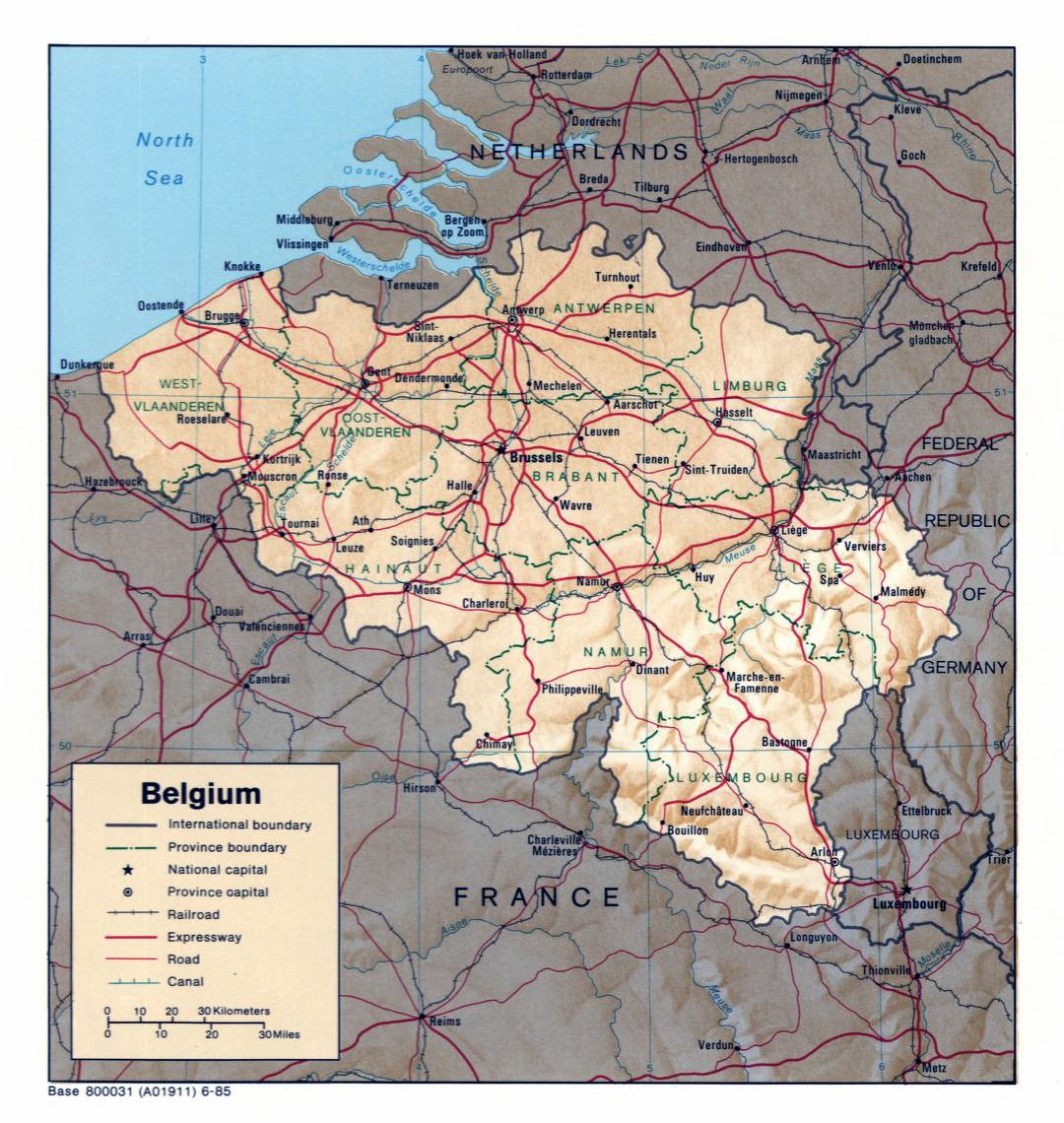 Большая политическая и административная карта Бельгии с рельефом, дорогами и крупными городами - 1985