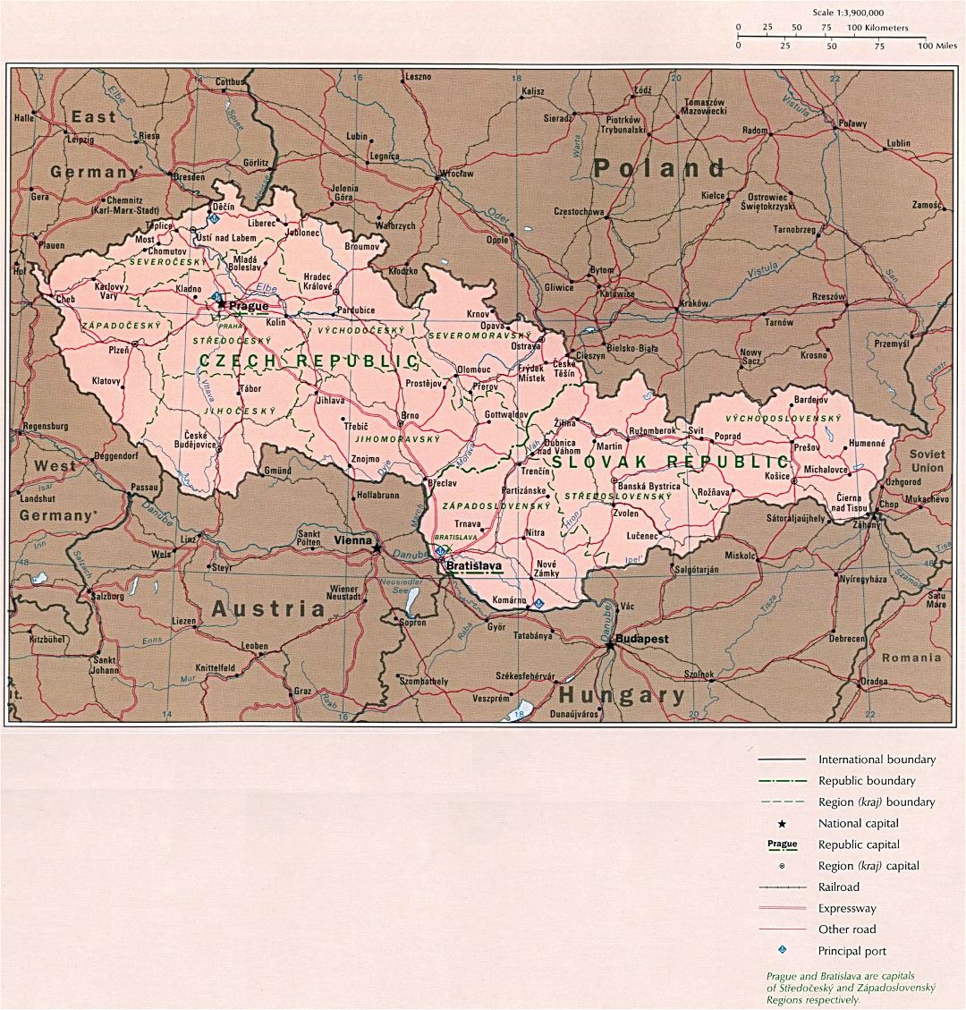 Большая детальная политическая карта Чешской Республики и Словацкой Республики