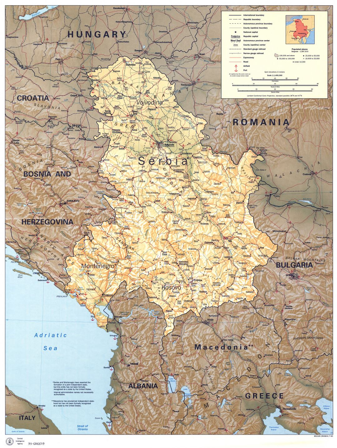 Крупномасштабная политическая карта Сербии и Черногории с рельефом, дорогами, железными дорогами, городами, аэропортами и портами - 1993