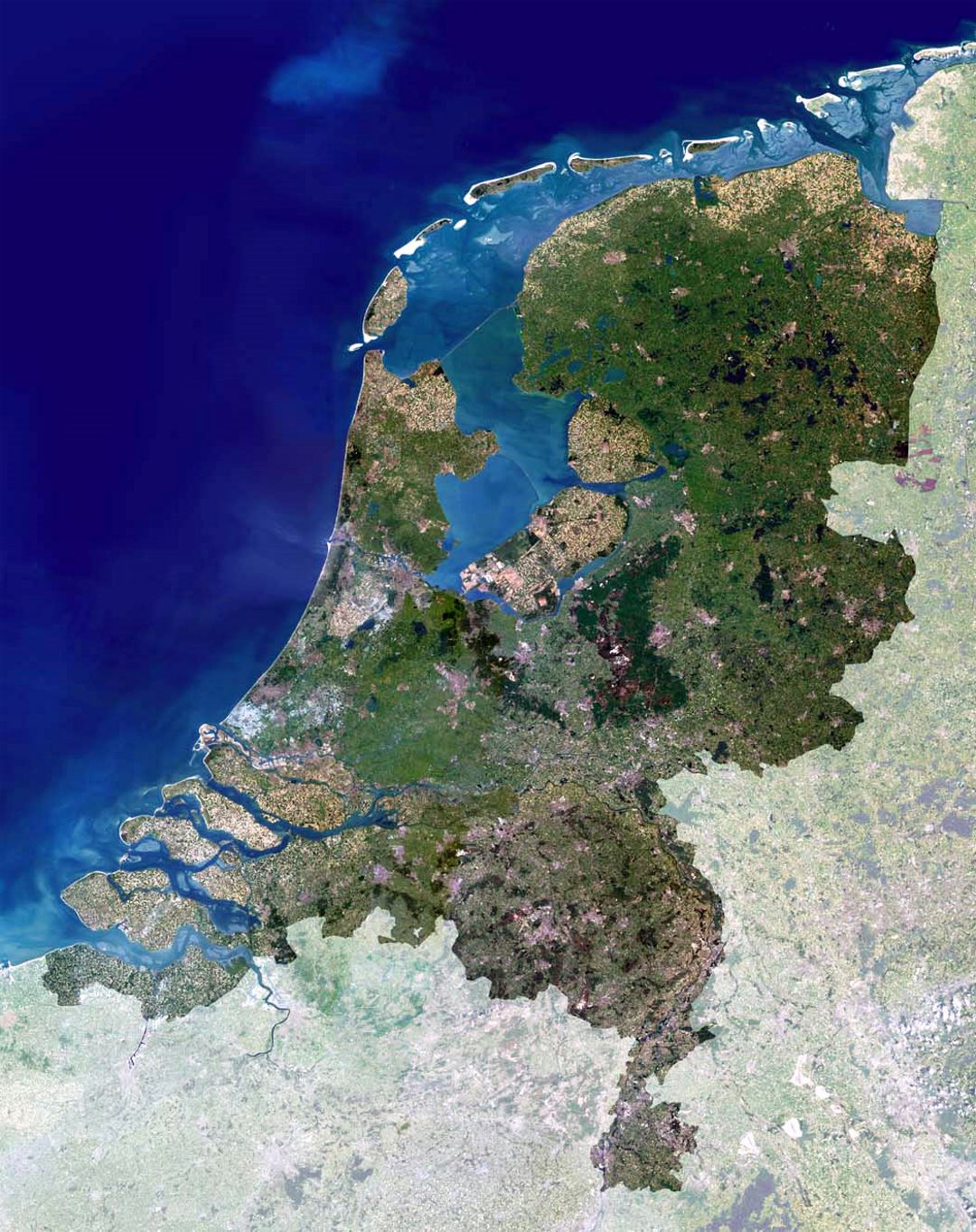 Детальная спутниковая карта Нидерландов