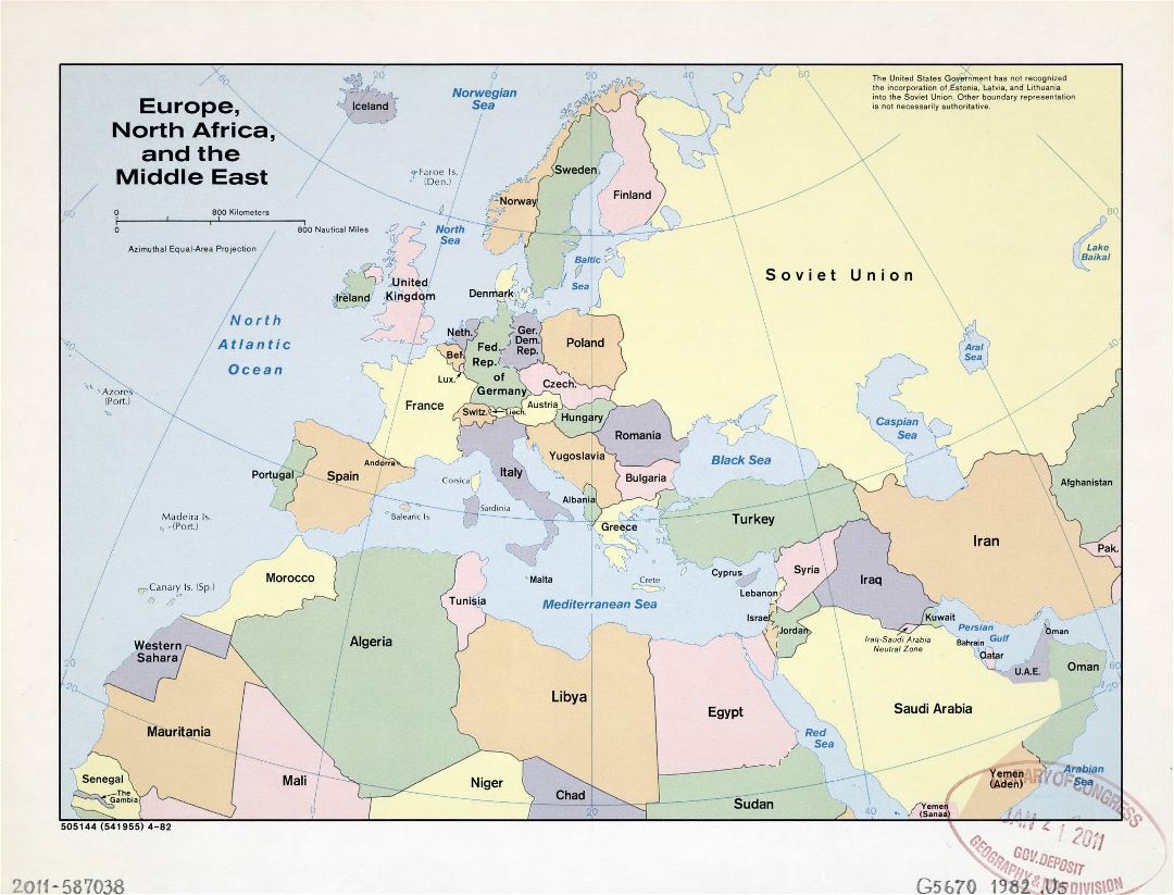 Большая подробная старая политическая карта Европы, Северной Африки и Ближнего Востока - 1982