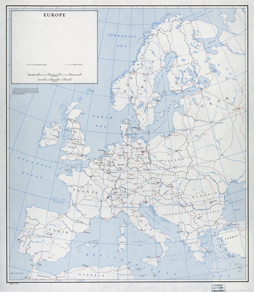 Большая подробная старая политическая карта Европы с железными дорогами - 1960