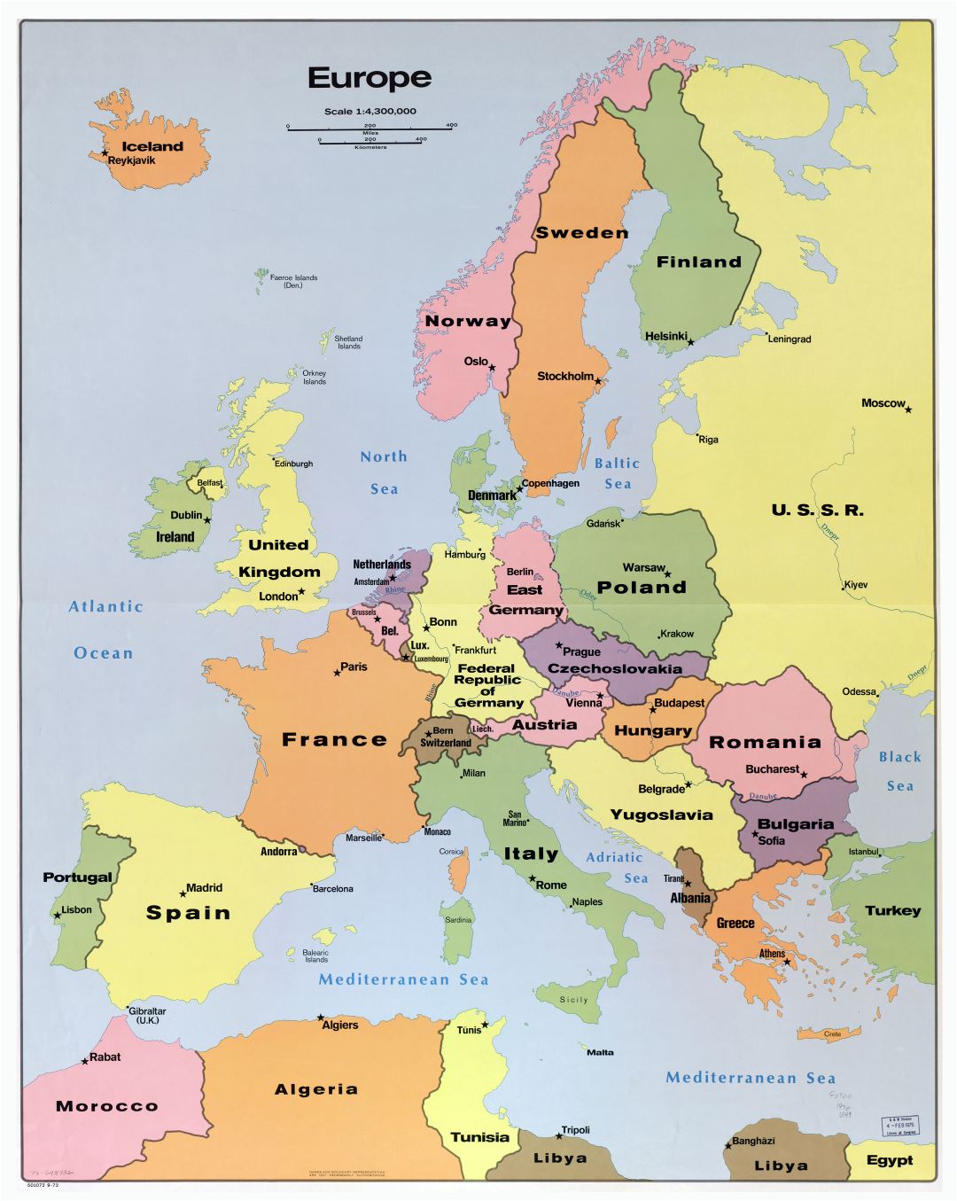 Крупномасштабная старая политическая карта Европы со столицами стран - 1972