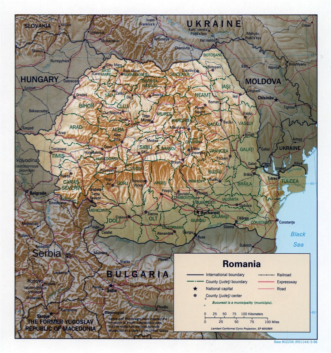 Большая детальная политическая и административная карта Румынии с рельефом, дорогами, железными дорогами и крупными городами - 1996