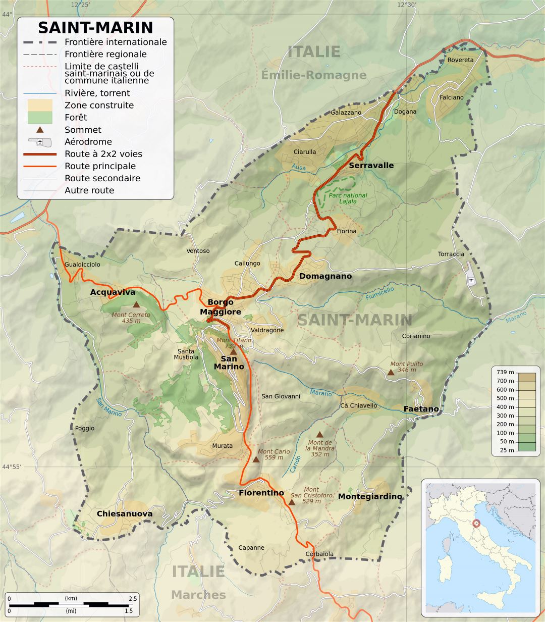Большая детальная физическая карта Сан-Марино с дорогами, городами и другими пометками на французском языке 
