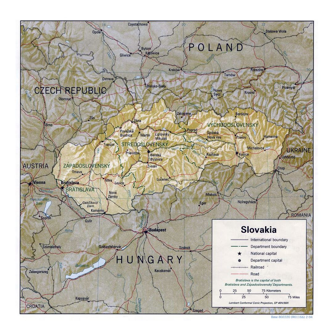 Подробная политическая и административная карта Словакии с рельефом - 1994