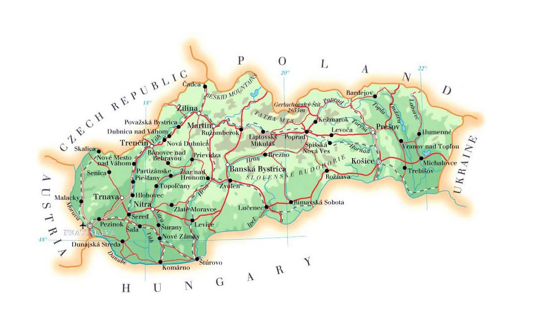 Карта высот Словакии с дорогами, городами и аэропортами