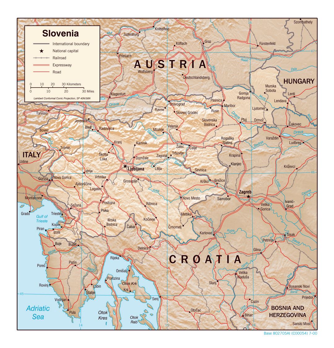 Большая детальная политическая карта Словении с рельефом, дорогами, железными дорогами и крупными городами - 2000