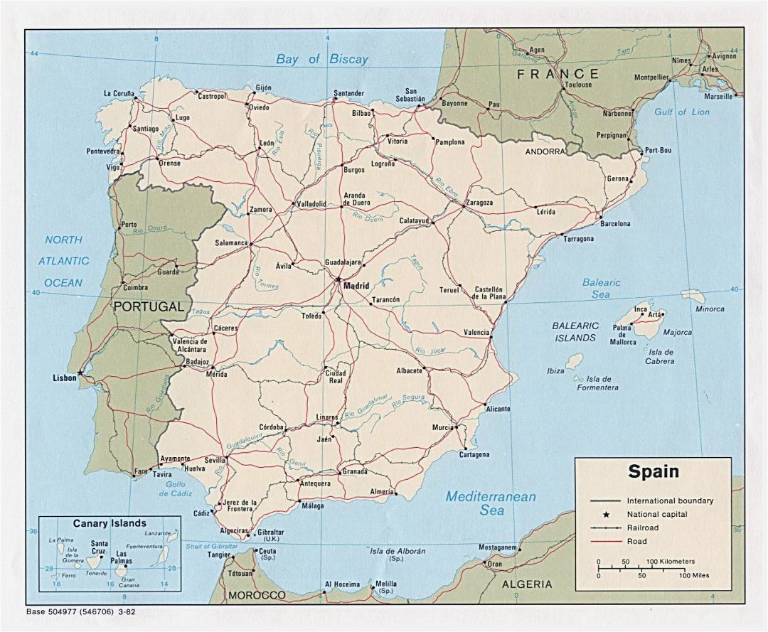 Большая политическая карта Испании с дорогами, железными дорогами и крупными городами - 1982
