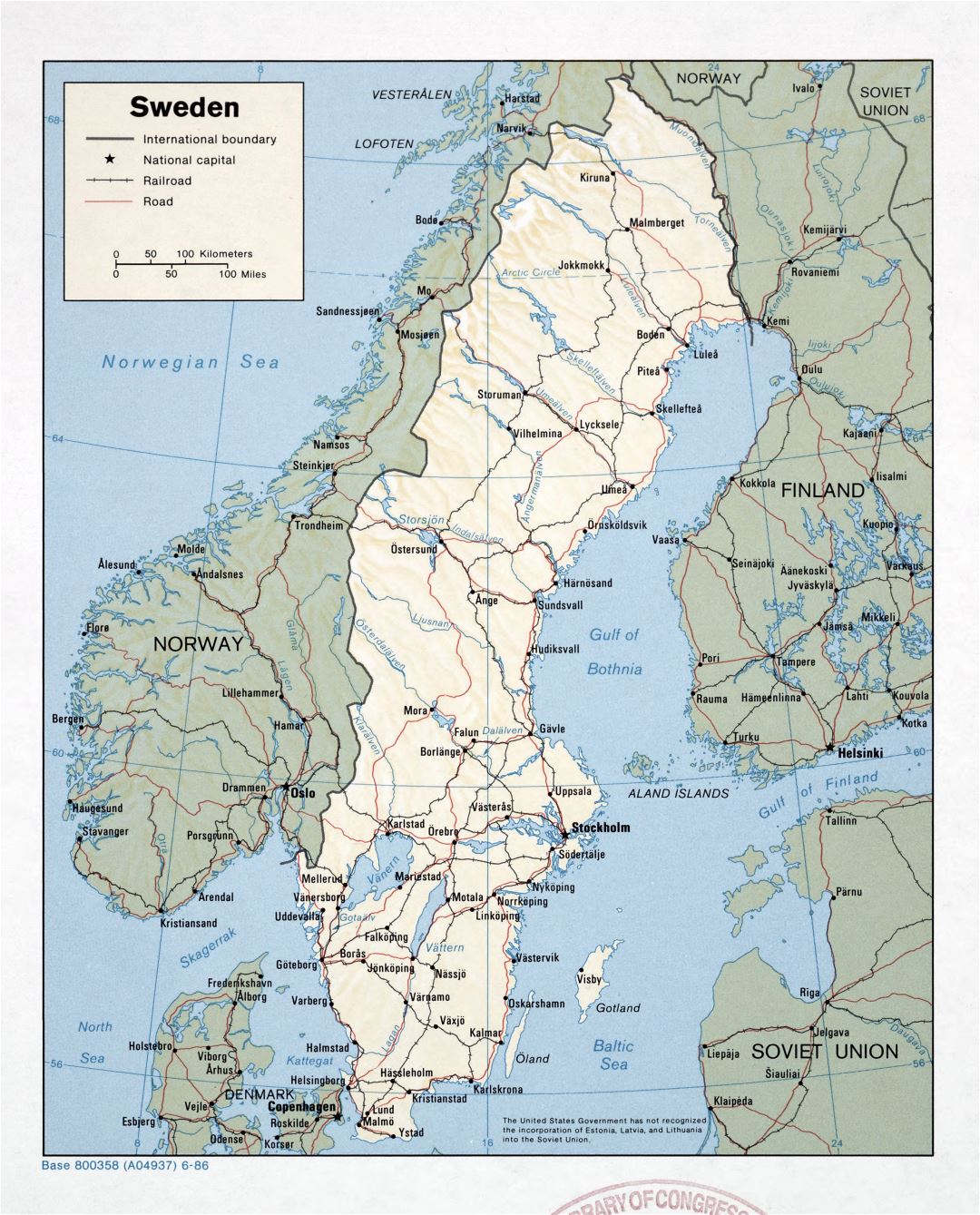 Большая детальная политическая карта Швеции с рельефом, дорогами, железными дорогами и крупными городами - 1986
