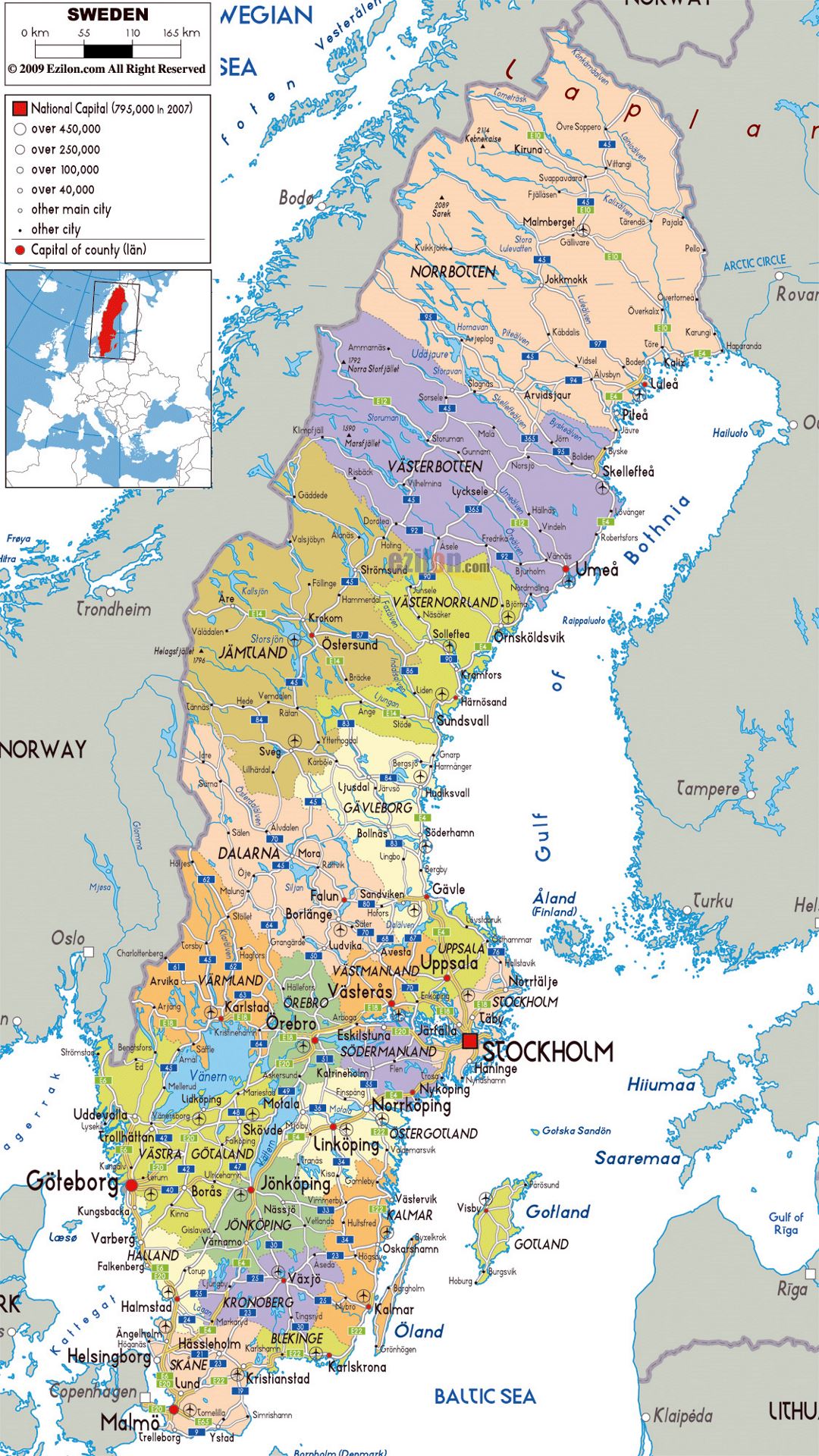 Большая политическая и административная карта Швеции с дорогами, городами и аэропортами