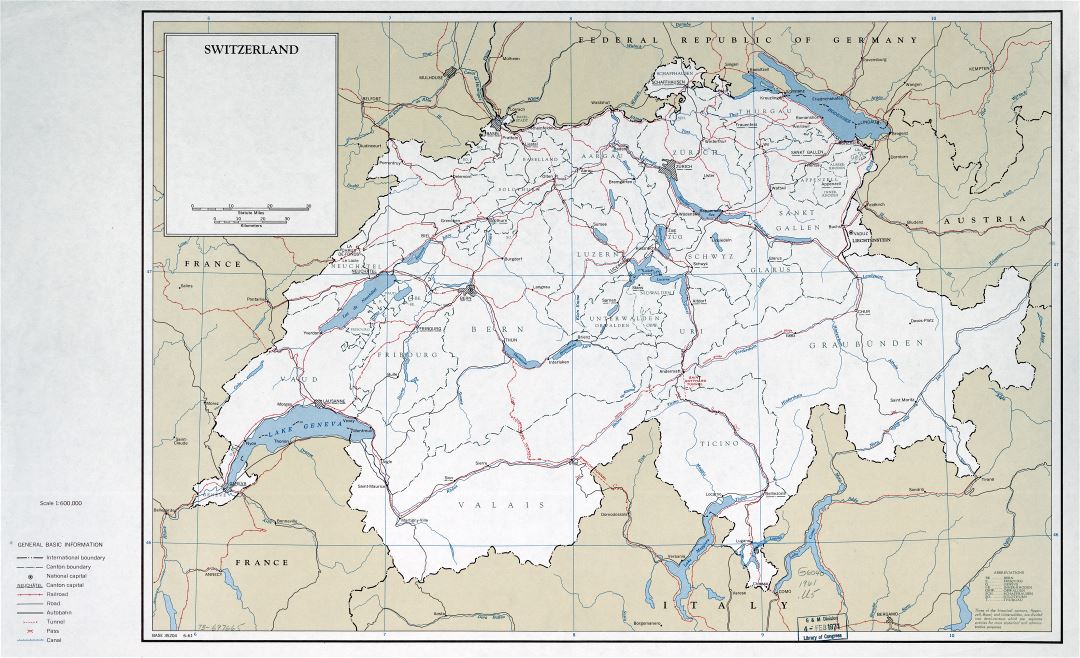 Большая детальная политическая и административная карта Швейцарии с дорогами, железными дорогами и крупными городами - 1961