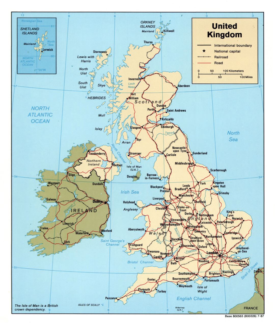 Большая детальная политическая карта Соединенного Королевства с дорогами, железными дорогами и крупными городами - 1987